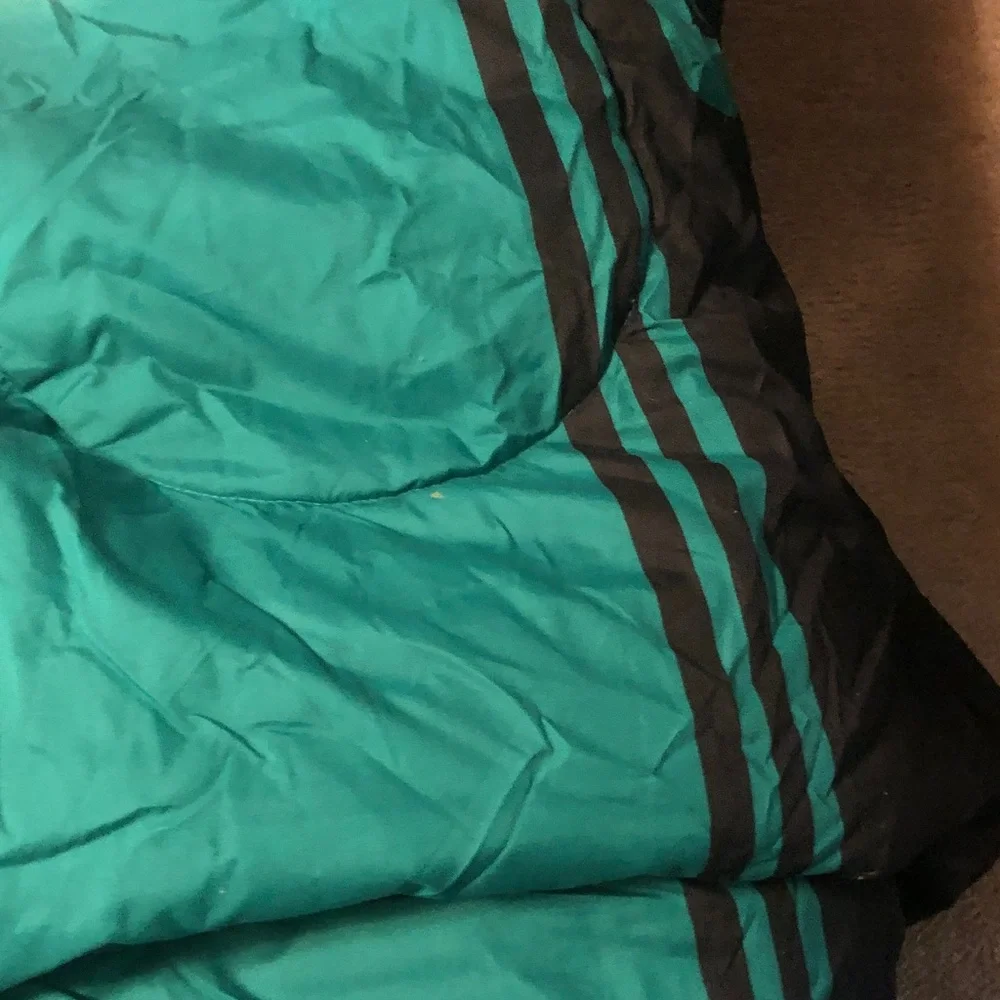 Teal and Black Home Bedding Comforter - Brand Unspecified